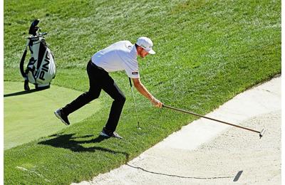 How to rake a bunker correctly - have you been doing it wrong?